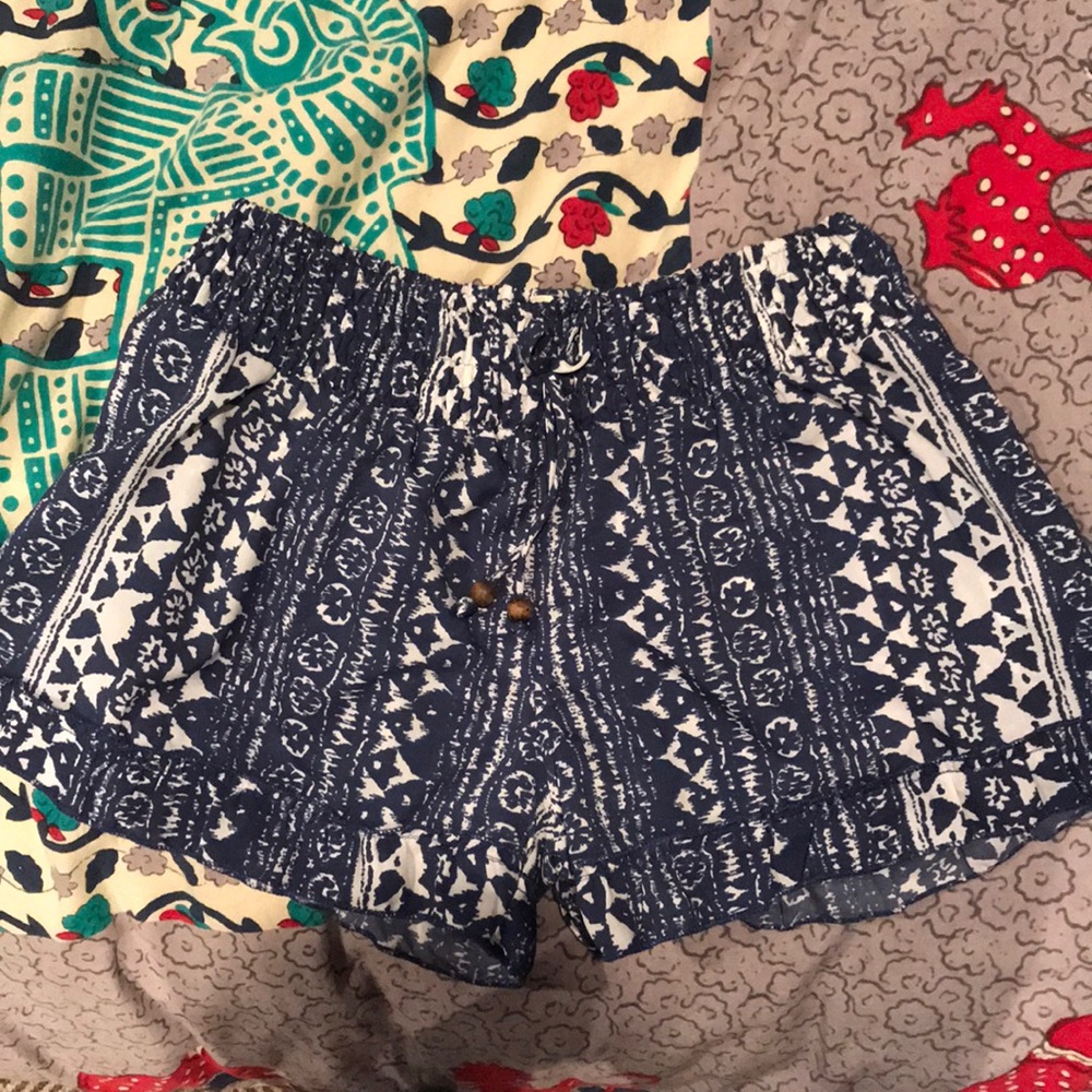 Flowy shorts